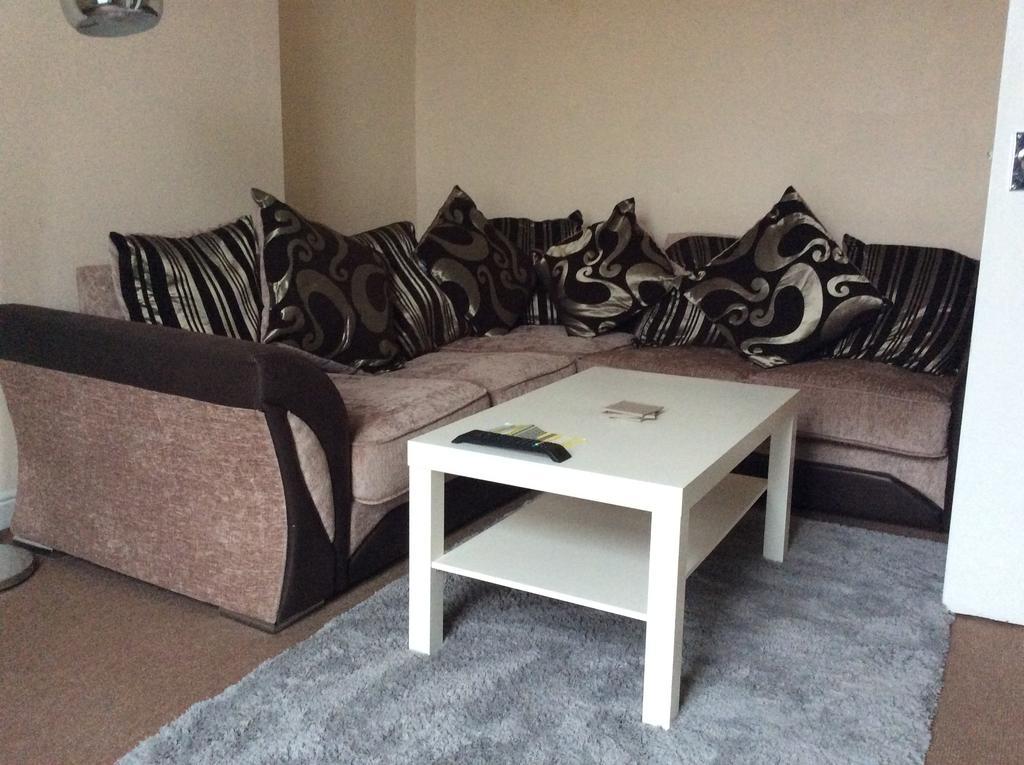 The Crescent Apartments Bridlington Room photo
